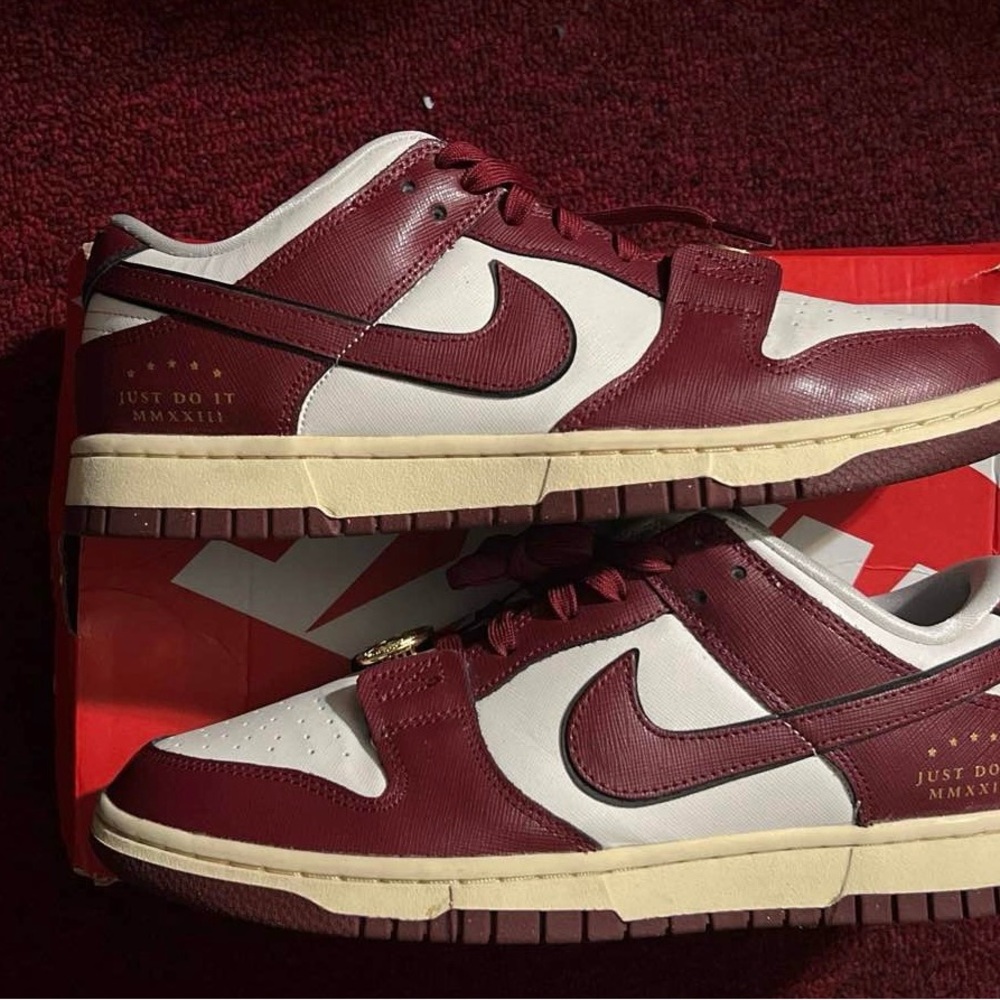 Nike Dunk Low SE